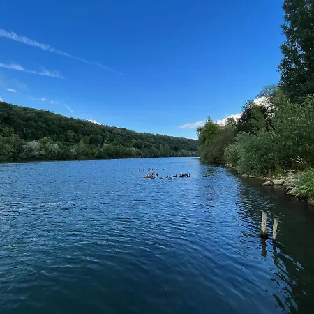 Entre Seine Et Foret